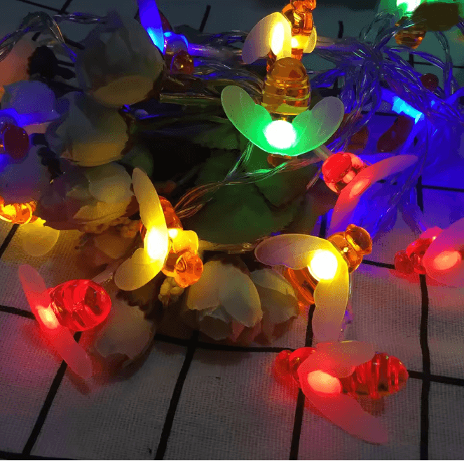 HoneyGlow Solar Bee String Lights Outdoor Garden Decor 20 LED