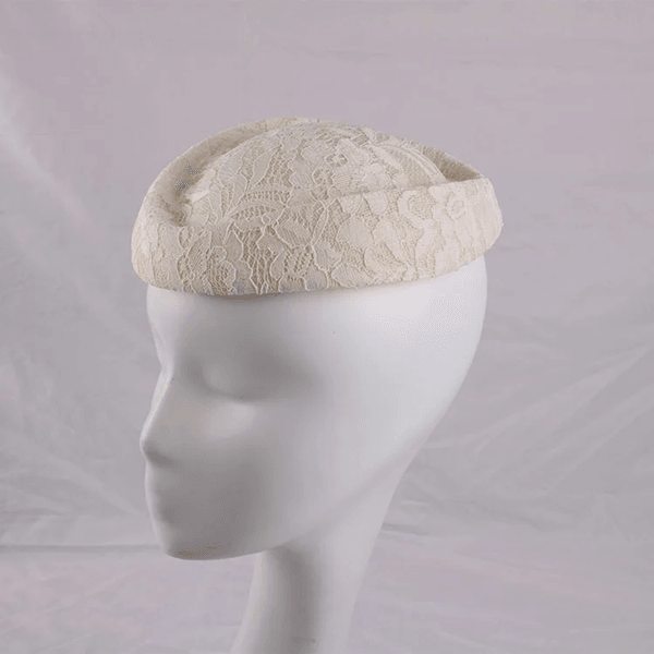 Elegant White Lace Fascinator Hat Base Round Saucer Percher Hat for Weddings and Parties