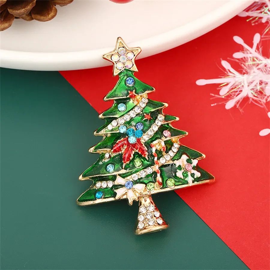 Christmas Tree Enamel Pin Brooch Holiday Lapel Pin Gift for Her and Him