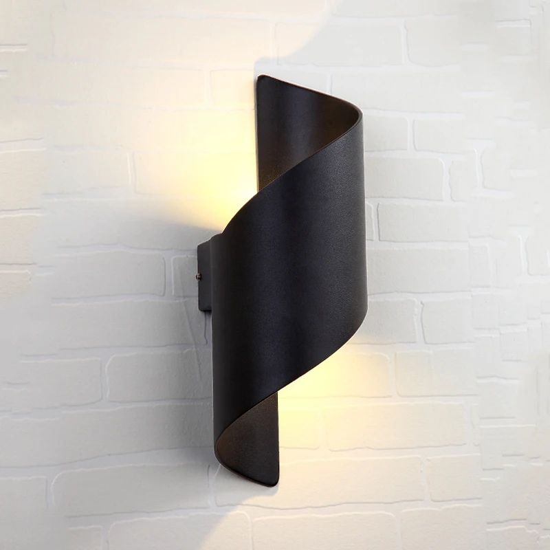 Modern IP65 Up Down LED Outdoor Wall Light