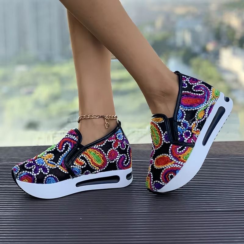Women Slip On Platform Sneakers Embroidered Mesh Casual Walking Shoes