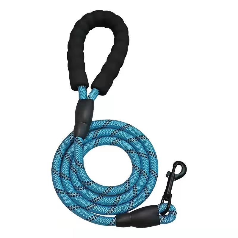 Durable Reflective Dog Leash – Heavy-Duty Nylon Lead for Small, Medium & Large Dogs