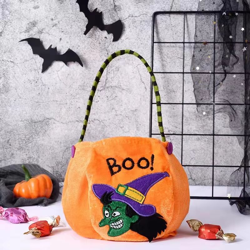 Cute 3D Halloween Pumpkin Candy Bag Portable Trick-Or-Treat Handbag