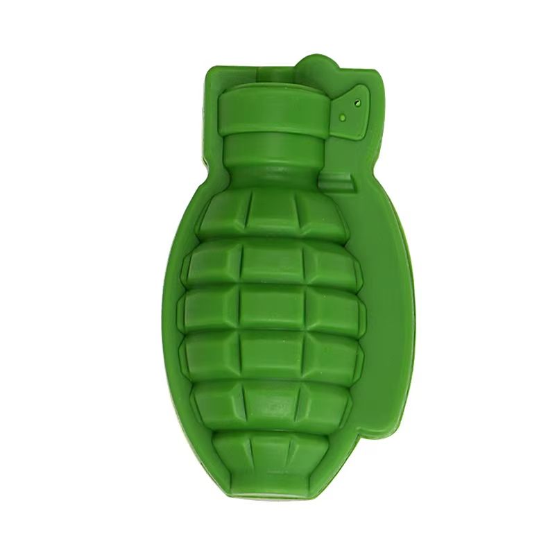 3D Ice Cube Mold Set with Gun, Bullet and Grenade Shapes - Creative Summer Whiskey and Drink Maker