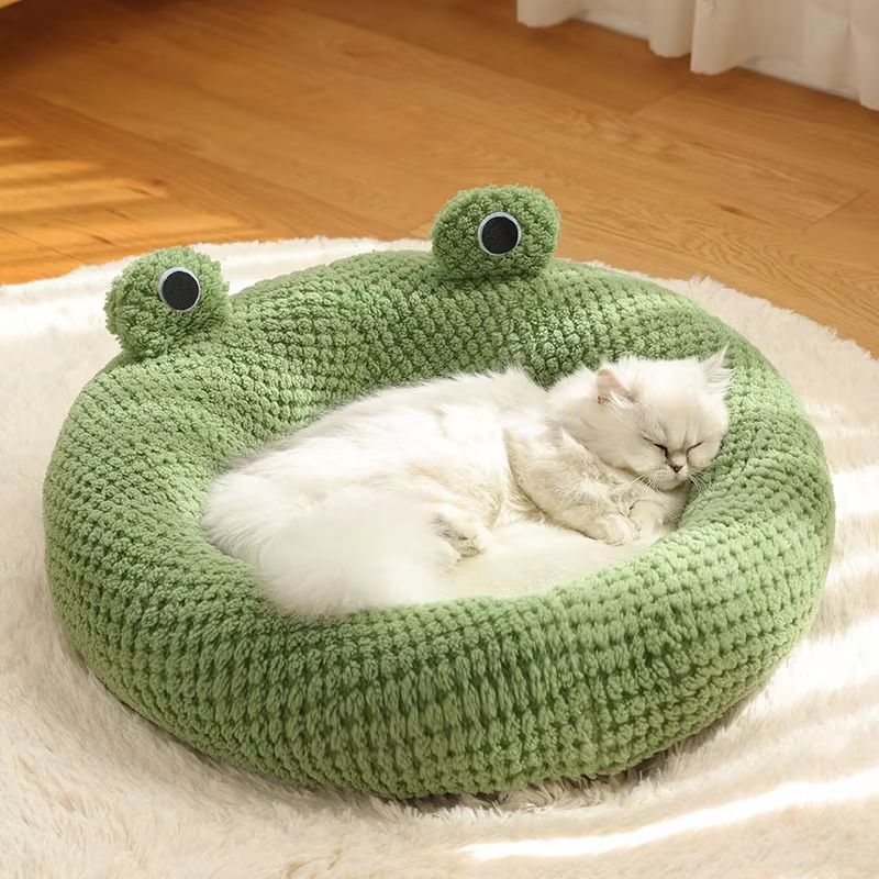 Plush Frog Shaped Winter Warm Pet Nest for Small Dogs and Cats
