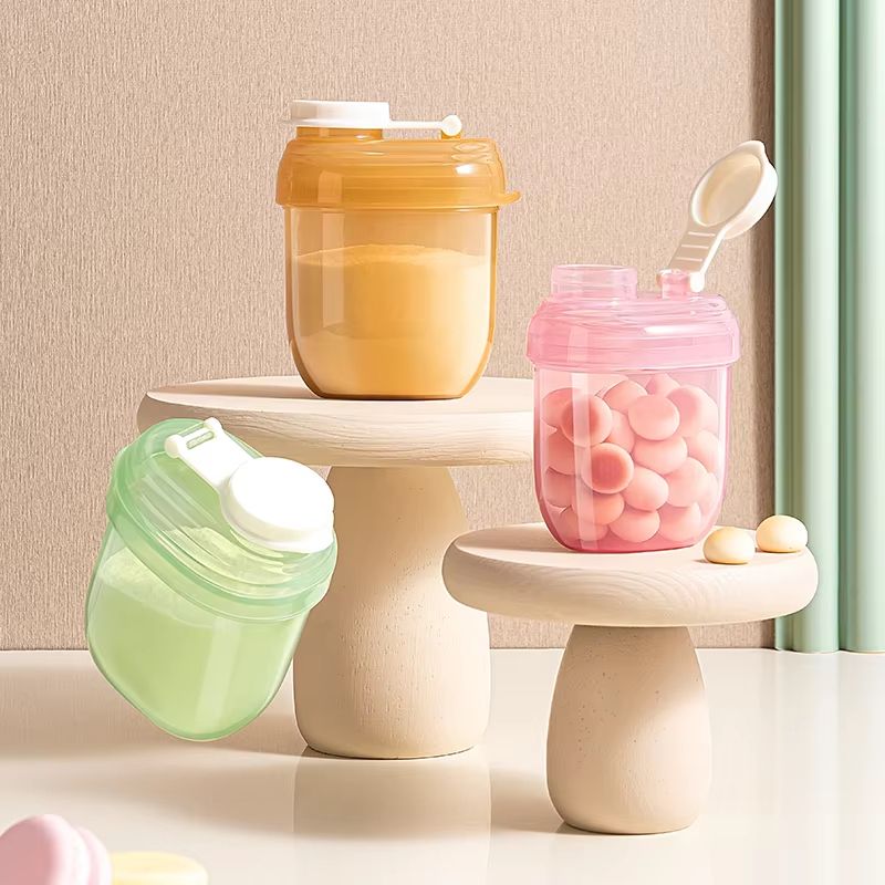 Mini Portable 3.04 fl oz Travel Baby Formula Dispenser and M | Inspire ...