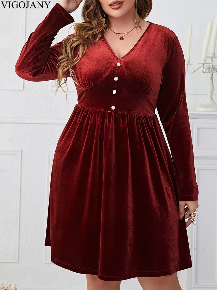 Vigojany Elegant Plus Size Velvet Dress Red V Neck Velvet Dress Long Sleeve Curvy Party Dress