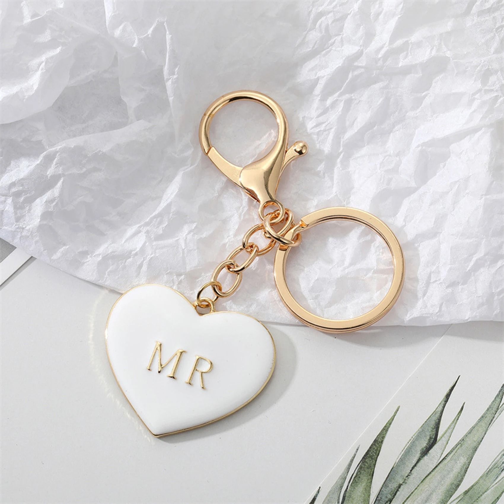 Couple Heart Key Chain Set Black and White Alloy Keyrings