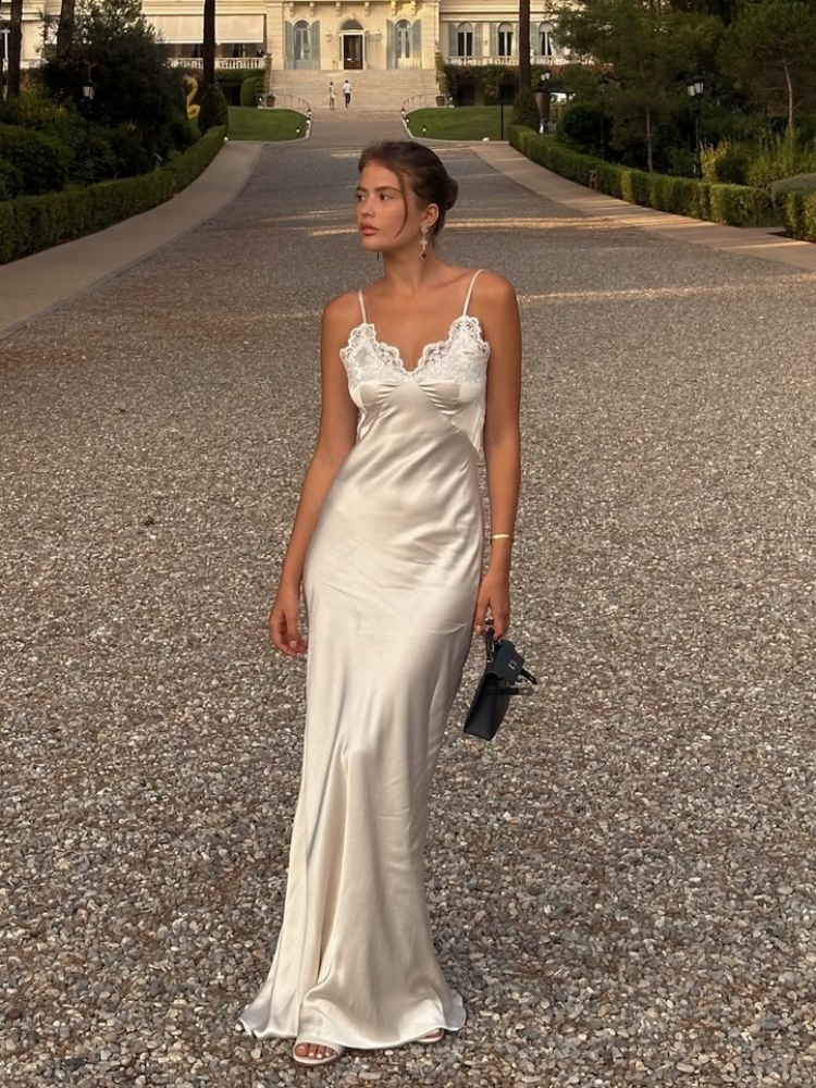 Lace V Neck Sleeveless Maxi Dress with High Waist Design