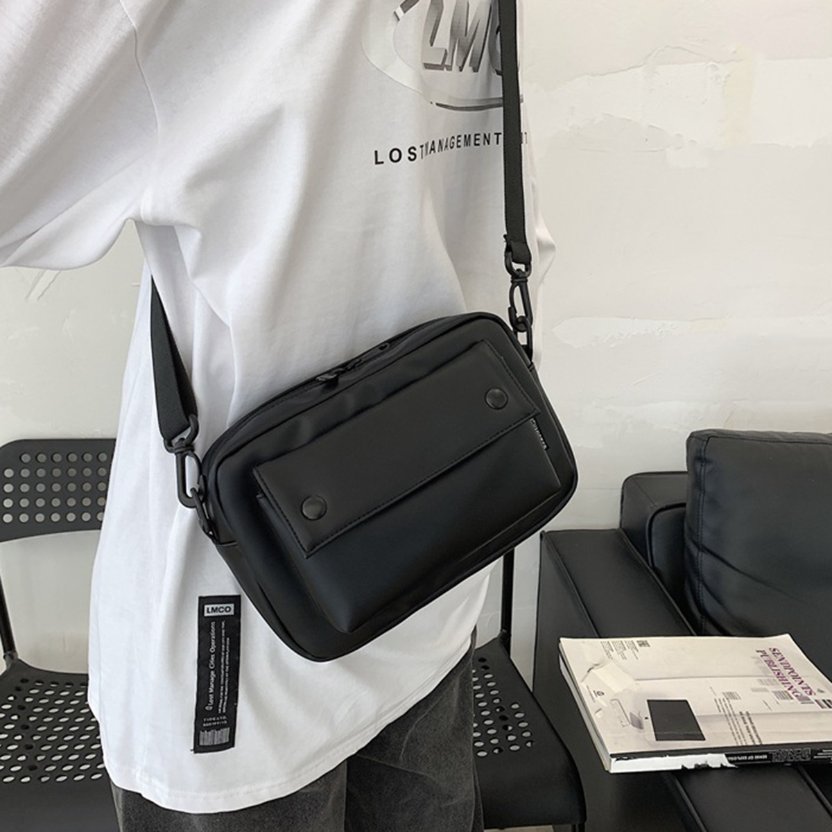 Small Shoulder Bag Unisex PU Leather Messenger Bag