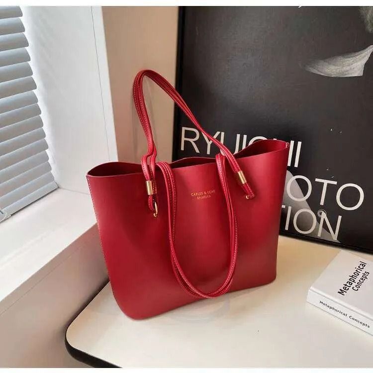 Large Capacity Red PU Leather Shoulder Tote Bag