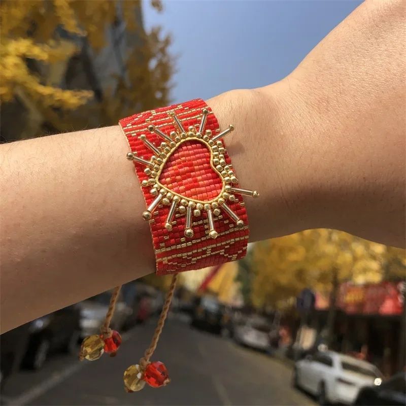 Classic Miyuki Heart Bracelet โ Handmade 3D Heart Rope Chain Charm Bracelet for Women & Couples
