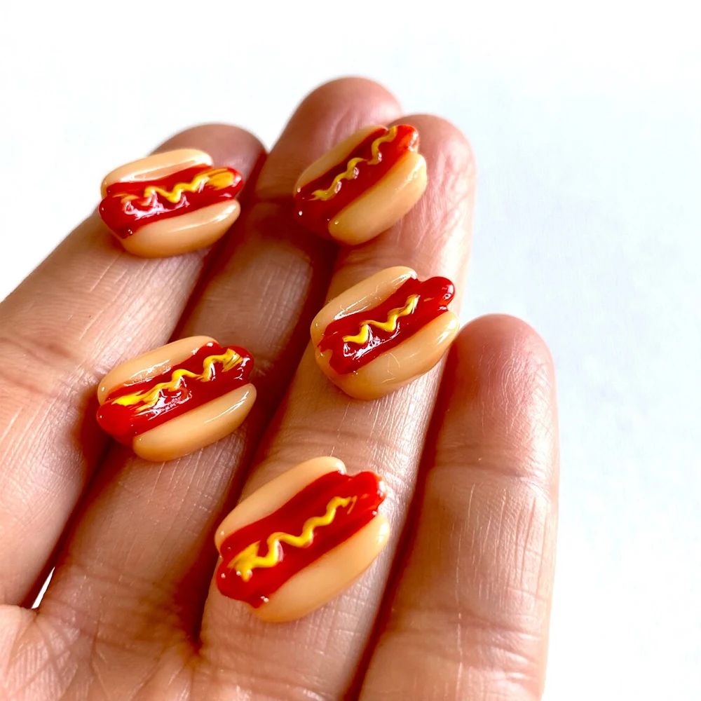 Mini Resin Hotdog Dollhouse Decor Set