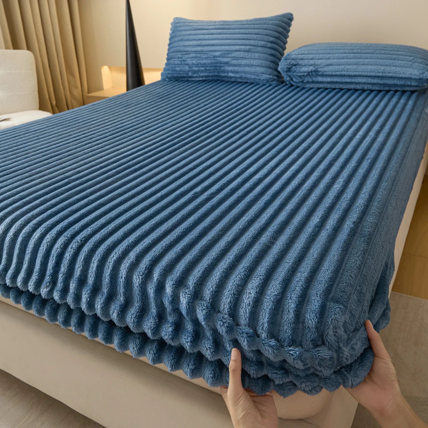 Thick Faux Rabbit Fur Plush Fitted Mattress Cover