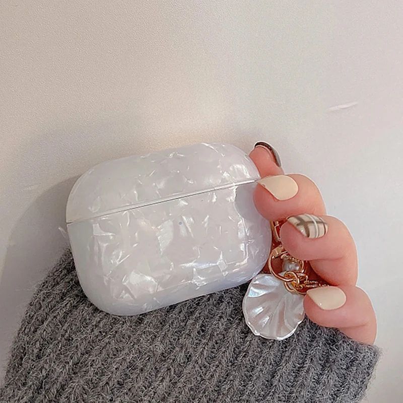 Pearl Shell AirPods Case with Keychain – Luxury Protective Cover for AirPods 1/2/3/4 & Pro