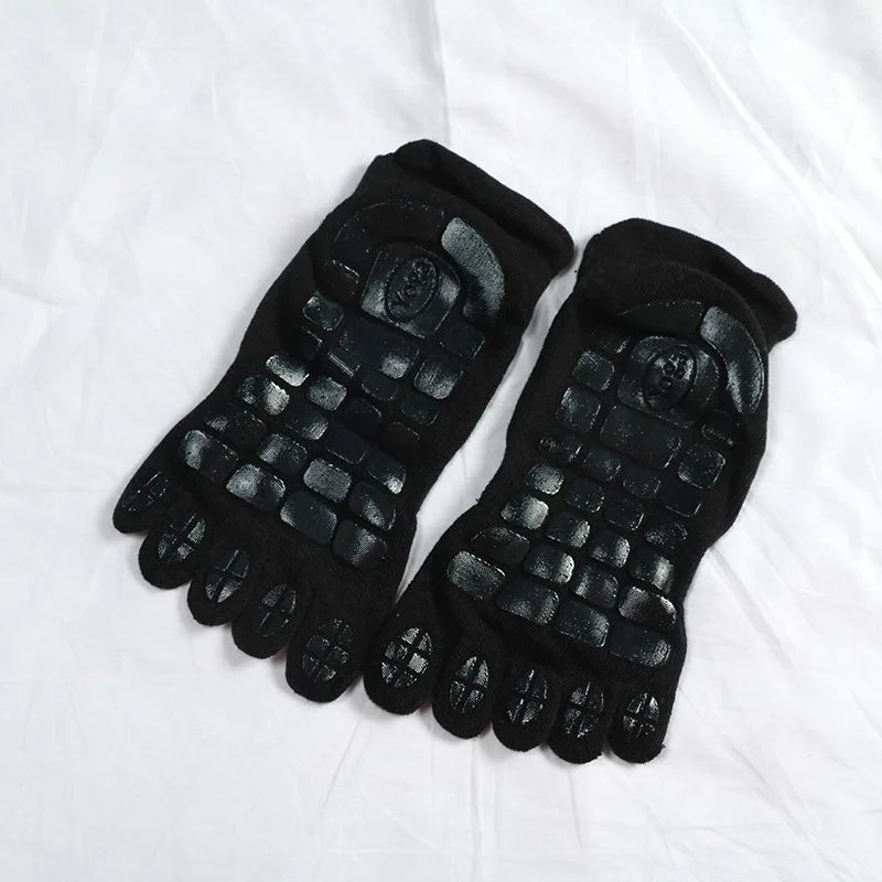 Mens Winter Five Toe Socks – Thick Non-Slip Split Toe Socks for Indoor Comfort & Fitness