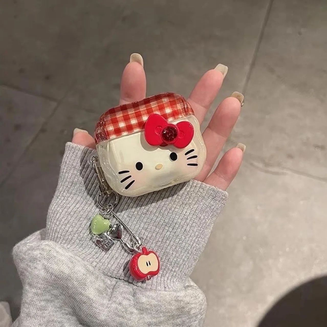 Hello Kitty AirPods Case with Keychain – Cute Kawaii Protective Cover for AirPods Pro & AirPods 1–4