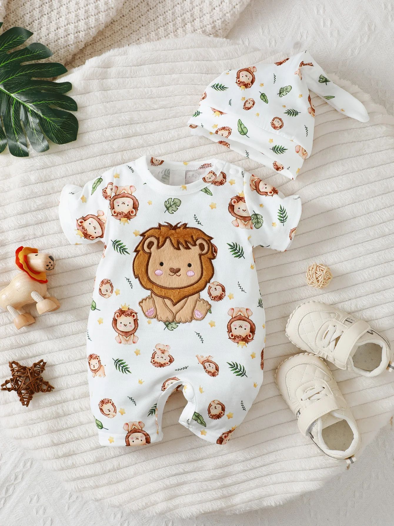 Baby Boy Outfit Set Cartoon Lion Hoodie Shorts & Hat - Soft Newborn Summer Outfit