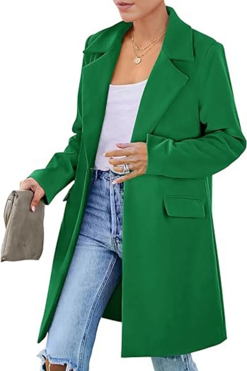 Women's Long Wool Blend Winter Coat with Double-Breasted Front and Turn-Down Collar