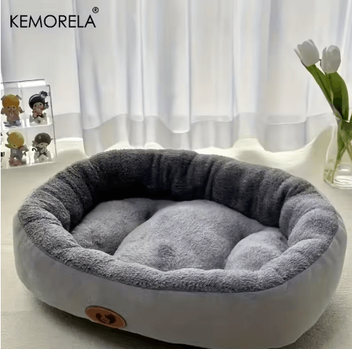 Plush Oval Pet Bed Thickened, Machine Washable Dog & Cat Cushion for All-Season Comfort