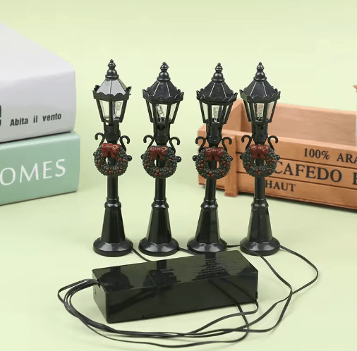 4-Piece Mini Christmas Street Lights for Dollhouse and Fairy Garden Decor
