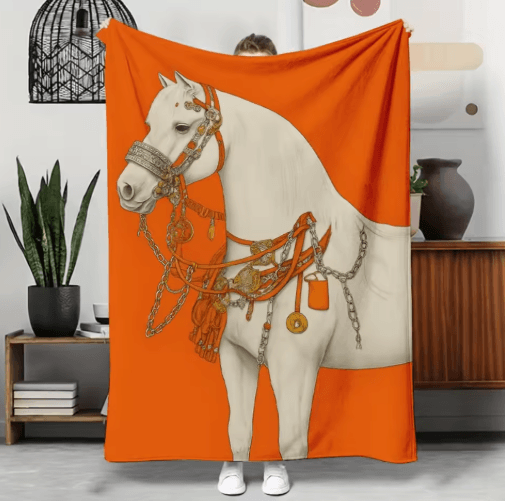White Horse Fleece Blanket – Soft Equestrian Print Throw for Horse Lovers
