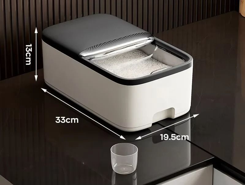 Large Capacity Sealed Rice Storage Container with Measuring Cup