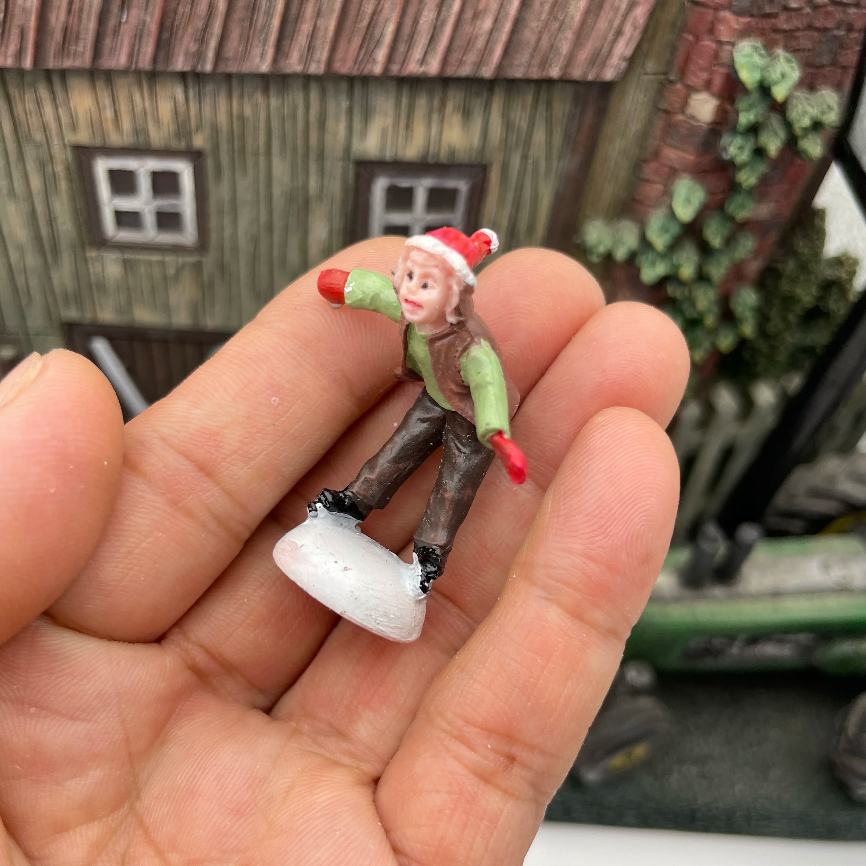 Miniature Garden Figurines for Bonsai Fairy Landscapes and Creative Desk Decor