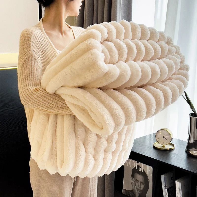 Faux Rabbit Fur Throw Blanket Soft Fluffy Sofa Blanket