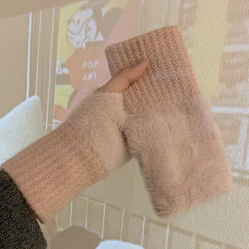 Women Winter Fingerless Gloves – Soft Plush Half Finger Knit Gloves for Warmth & Comfort