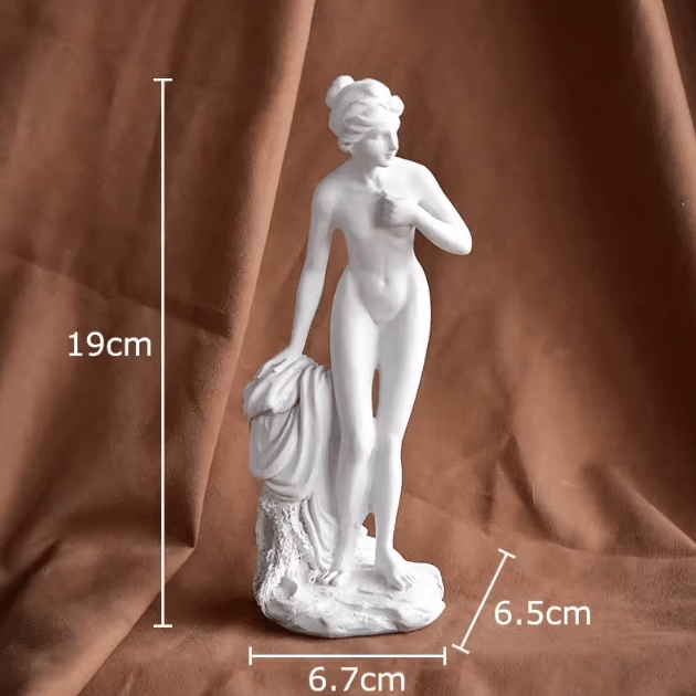 Mythological Venus Goddess Resin Statue - Elegant Aesthetic Desk & Room Decor