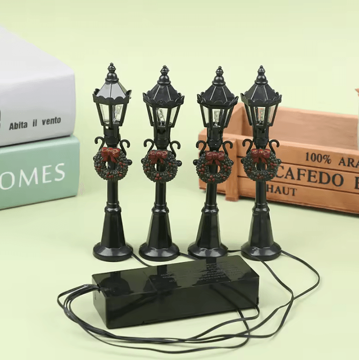 4Pcs Mini Christmas Street Lights – Dollhouse Lamp Posts for Fairy Gardens & Village Displays