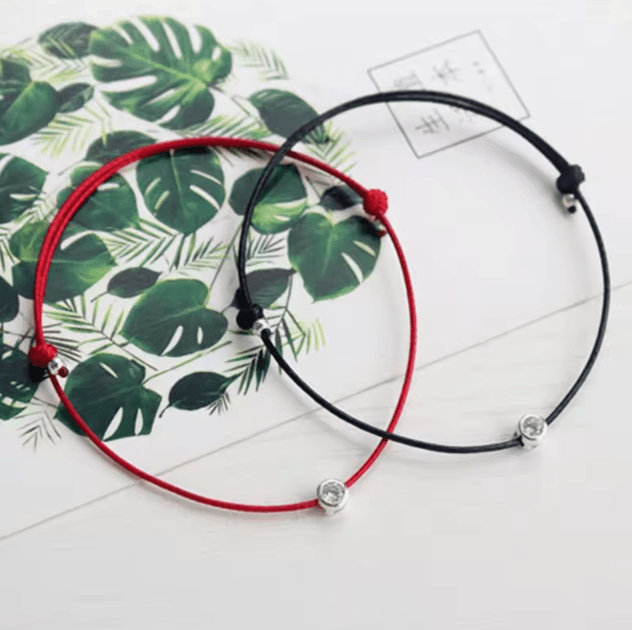 La Monada 925 Sterling Silver Red Thread Bracelet - Minimalist Rope Bracelet for Women