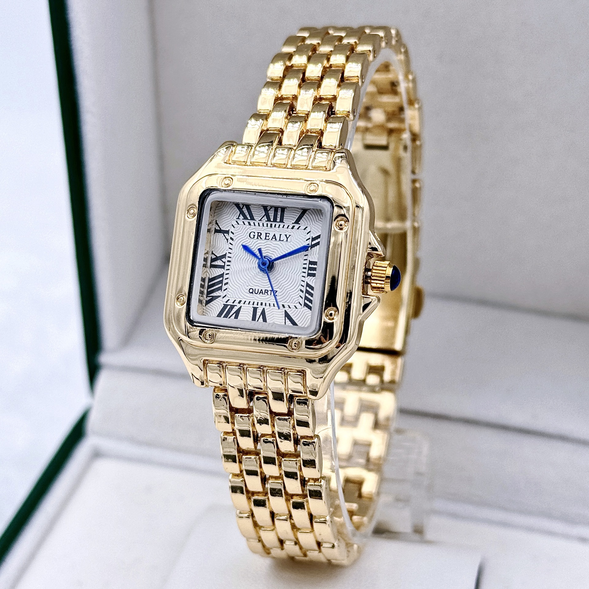 Light Luxury Brand Women Watch Gold Stainless Steel Ladies Fashion Quartz Wristwatch for Business